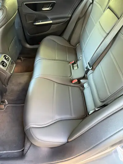 Mercedes-Benz C 200 Avantgarde Premium — Berline élégante 4MATIC, première main, entretien Mercedes — Miniatura 7