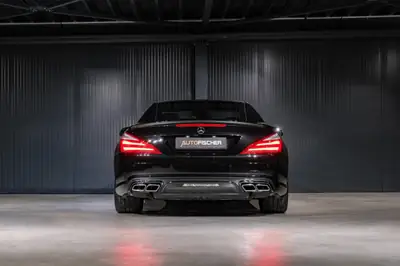 Mercedes-Benz SL 63 AMG Speedshift — Cabriolet haute performance, 585 ch et toit panoramique — detail