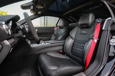 Mercedes-Benz SL 63 AMG Speedshift — Cabriolet haute performance, 585 ch et toit panoramique — Thumbnail 12