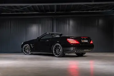 Mercedes-Benz SL 63 AMG Speedshift — Cabriolet haute performance, 585 ch et toit panoramique — Thumbnail 11