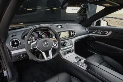 Mercedes-Benz SL 63 AMG Speedshift — Cabriolet haute performance, 585 ch et toit panoramique — Thumbnail 14