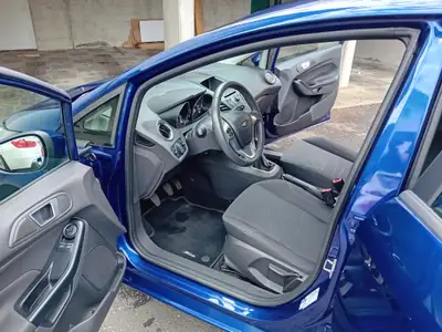 Ford Fiesta 1.0 EcoBoost 100 Trend — Citadine économe, révision complète effectuée — Miniatur 9