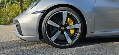 Porsche 911 Turbo (992.1) 2022 — Superbe coupé sportif, 28 500 km, garantie Porsche Approved — detail