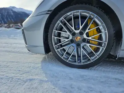 Porsche 911 Turbo (992.1) 2022 — Superbe coupé sportif, 28 500 km, garantie Porsche Approved — Thumbnail 11