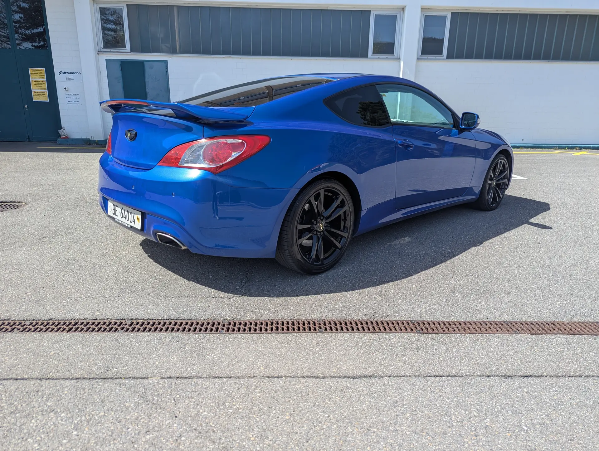 Hyundai Genesis 2012 occasion Corgémont — 2