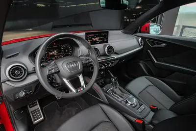 Audi Q2 35 TFSI S line — SUV compact sportif, kilométrage faible, garantie constructeur — Thumbnail 13