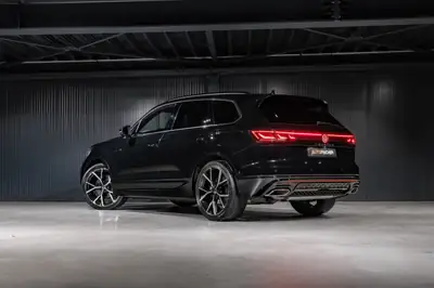 VW Touareg 3.0 TDI R-Line — SUV premium diesel, garantie constructeur et faible kilométrage — side view