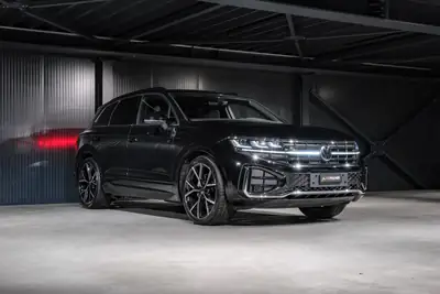 VW Touareg 3.0 TDI R-Line — SUV premium diesel, garantie constructeur et faible kilométrage — dashboard
