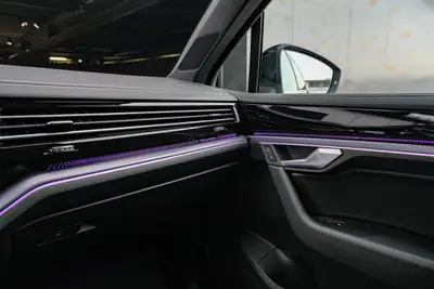 VW Touareg 3.0 TDI R-Line — SUV premium diesel, garantie constructeur et faible kilométrage — Thumbnail 21