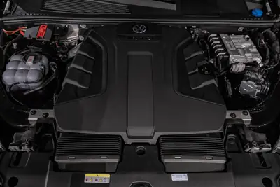 VW Touareg 3.0 TDI R-Line — SUV premium diesel, garantie constructeur et faible kilométrage — Thumbnail 26