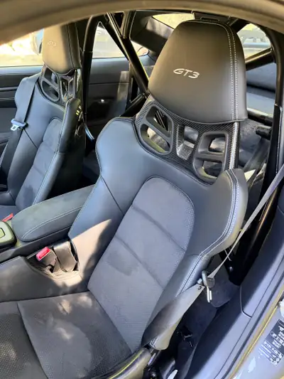 Porsche 911 GT3 PDK — Coupé sportif pur-sang, 9800 km seulement — Thumbnail 9