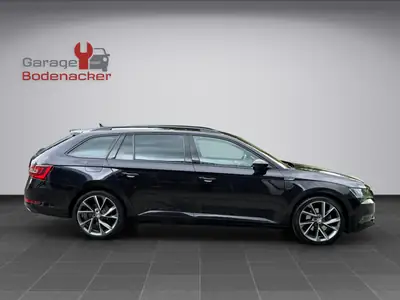 Škoda Superb Combi 2.0 TDi SportLine+ 4x4 — Monospace diesel robuste, 126 000 km, traction intégrale — detail