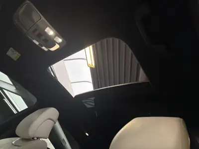 Genesis GV70 Electrified Sport — SUV électrique haute performance, 38 100 km — Miniatur 10