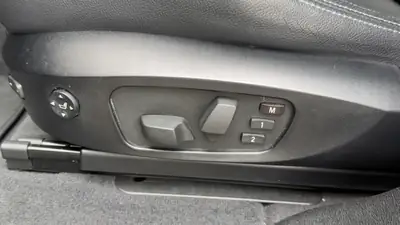 BMW X3 xDrive 20d — Pack M, cuir et technologie, SUV diesel affirmé — Miniatura 22