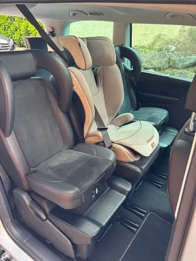 SEAT Alhambra 1.4 TSI 150 ch — Monospace 7 places spacieux et économe — Innenraum