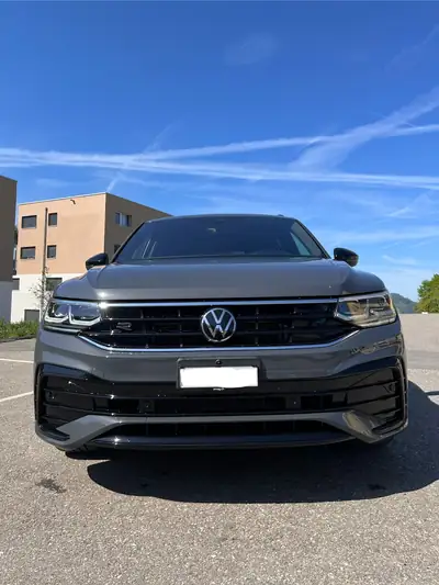 VW Tiguan 2.0 TDI R-Line — SUV fiable 85'000 km, motorisation efficace — arrière