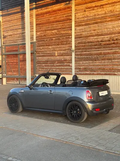MINI Cooper S Cabriolet — Roadster sportif et ludique, 114'500 km, sans sinistre — Miniature 9
