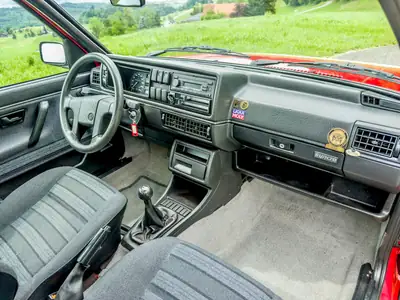 VW Golf 1.8 Syncro Country 1990 — Restauration complète 2024, état usine — intérieur