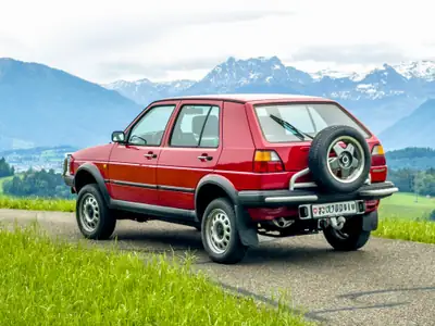 VW Golf 1.8 Syncro Country 1990 — Restauration complète 2024, état usine — Miniature 13