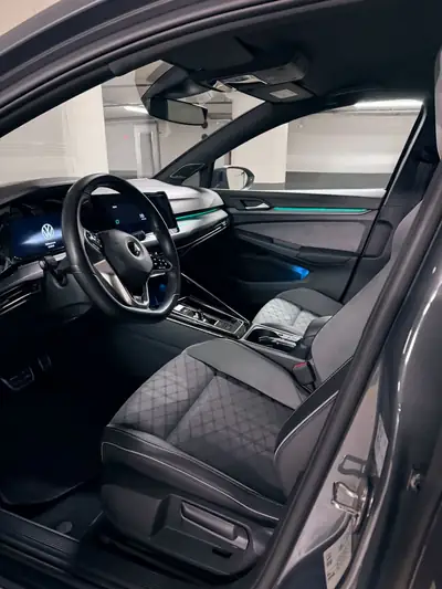 VW Golf 8 eTSI R-Line DSG — Hybride essence performant, 51'100 km seulement — Thumbnail 10
