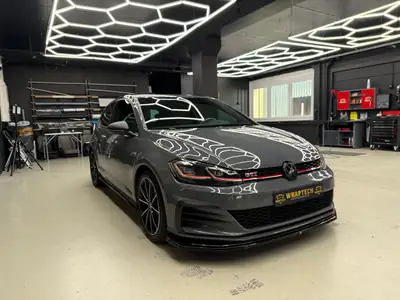 VW Golf GTI TCR — Sportive compacte 290 ch, transmission semi-automatique — intérieur