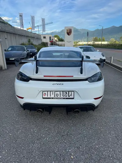Porsche 718 Cayman GT4 RS PDK Weissach — Sportive extrême, 5650 km seulement — detail