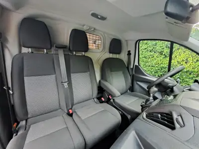 Ford Transit Custom 2.2 TDCi 100 — Utilitaire fiable, 56'000 km, excellent état — Miniatur 11