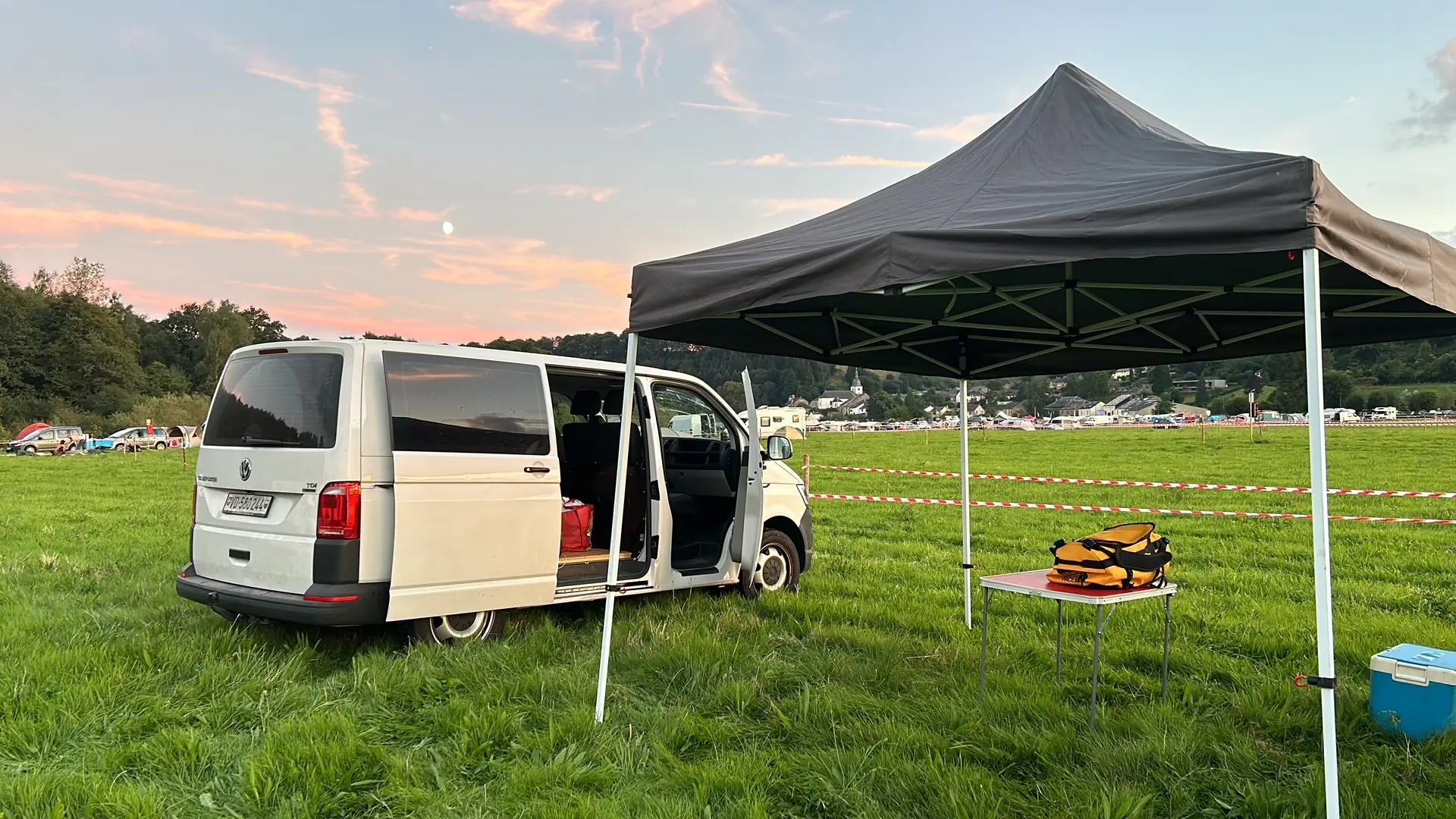 Volkswagen T6 2.0 TDI 180 DSG 4Motion — Van aménagé robuste, transmission intégrale — vue extérieure