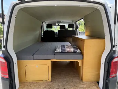 Volkswagen T6 2.0 TDI 180 DSG 4Motion — Van aménagé robuste, transmission intégrale — détail