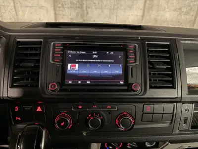 Volkswagen T6 2.0 TDI 180 DSG 4Motion — Van aménagé robuste, transmission intégrale — Miniature 12