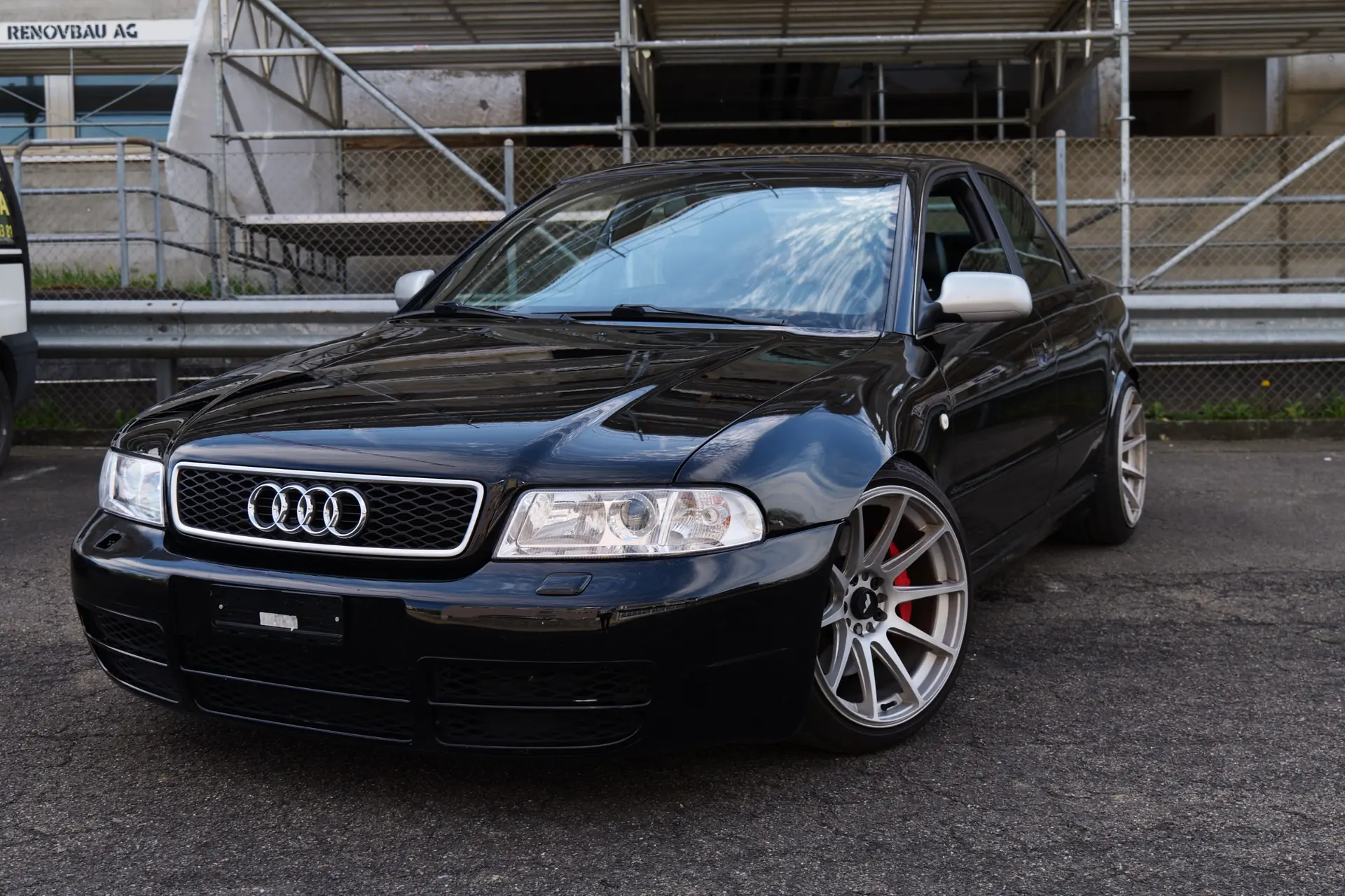 Audi S4 B5 2.7 Biturbo — Légende sportive des années 90, freshly serviced — vue extérieure