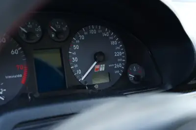 Audi S4 B5 2.7 Biturbo — Légende sportive des années 90, freshly serviced — Miniature 7