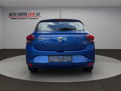 Dacia Sandero TCe 90 Comfort CVT — Citadine automatique économe, 49'600 km seulement — dashboard