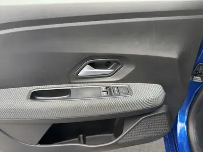 Dacia Sandero TCe 90 Comfort CVT — Citadine automatique économe, 49'600 km seulement — Thumbnail 12
