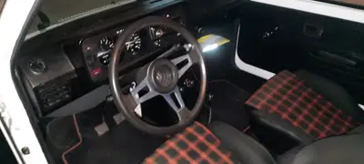 VW Golf 1 GTI 1979 — L'icône des hot-hatch, motorisation d'époque authentique — Armaturenbrett