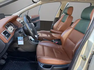 Peugeot 307 Break 2.0 HDI — Diesel fiable, attelage 1400 kg, cuir premium — Thumbnail 9