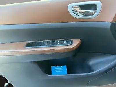 Peugeot 307 Break 2.0 HDI — Diesel fiable, attelage 1400 kg, cuir premium — Thumbnail 12