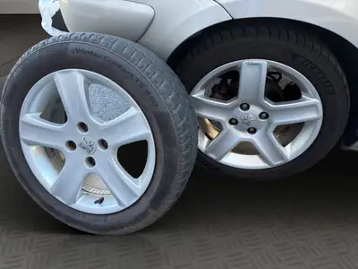Peugeot 307 Break 2.0 HDI — Diesel fiable, attelage 1400 kg, cuir premium — Thumbnail 20