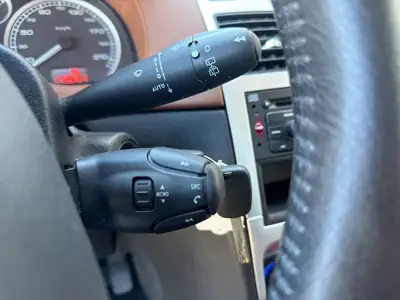 Peugeot 307 Break 2.0 HDI — Diesel fiable, attelage 1400 kg, cuir premium — Thumbnail 24