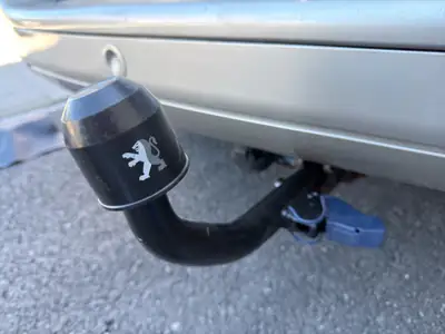 Peugeot 307 Break 2.0 HDI — Diesel fiable, attelage 1400 kg, cuir premium — Thumbnail 26