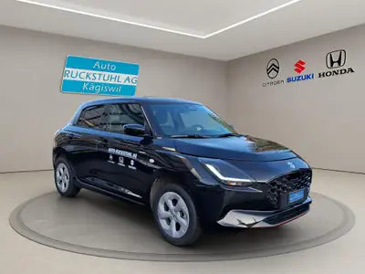 Suzuki Swift 1.2 Tradizio Hybrid 4x4 — Citadine polyvalente, hybride et tout-terrain — Seitenansicht