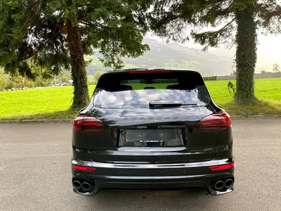 Porsche Cayenne GTS PDK Facelift — 440 ch, Coupé sportif premium, Historique sans sinistre — arrière
