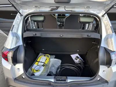 Dacia Spring 27 kWh Extreme — Citadine électrique compacte, garantie constructeur complète — Thumbnail 19