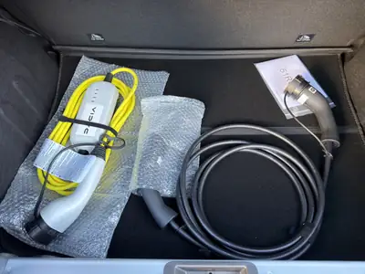 Dacia Spring 27 kWh Extreme — Citadine électrique compacte, garantie constructeur complète — Thumbnail 20