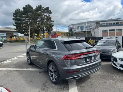 Audi Q8 50 TDI S-Line — SUV prestige diesel, 286 ch, garantie 2 ans — interni