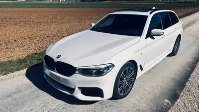 BMW 530d xDrive Touring — Break diesel performant, DPF et AGR neufs — side view