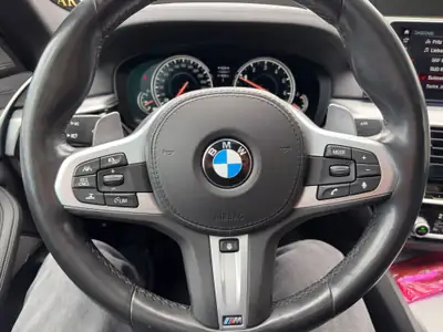 BMW 540i xDrive M Sport — Berline de prestige, première main, 74'000 km — Miniatura 22