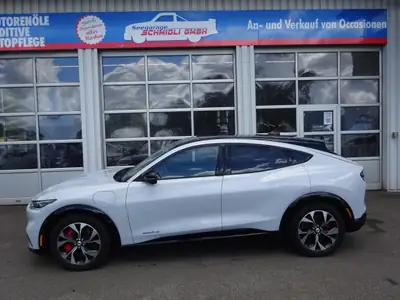 Ford Mustang MACH-E AWD 75 kWh — SUV électrique haute performance, 82'000 km seulement — detail
