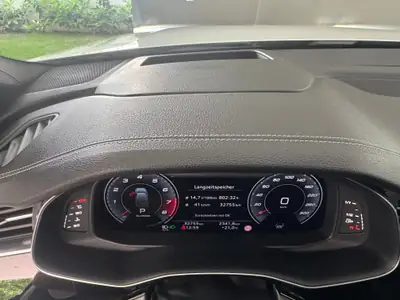 Audi SQ7 4.0 V8 TFSI — SUV 7 places haute performance, 34'000 km seulement — Thumbnail 7