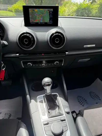 Audi A3 Limousine 1.4 TFSI Ambition — Berline compacte fiable, 64'000 km, garantie 12 mois — Miniature 18